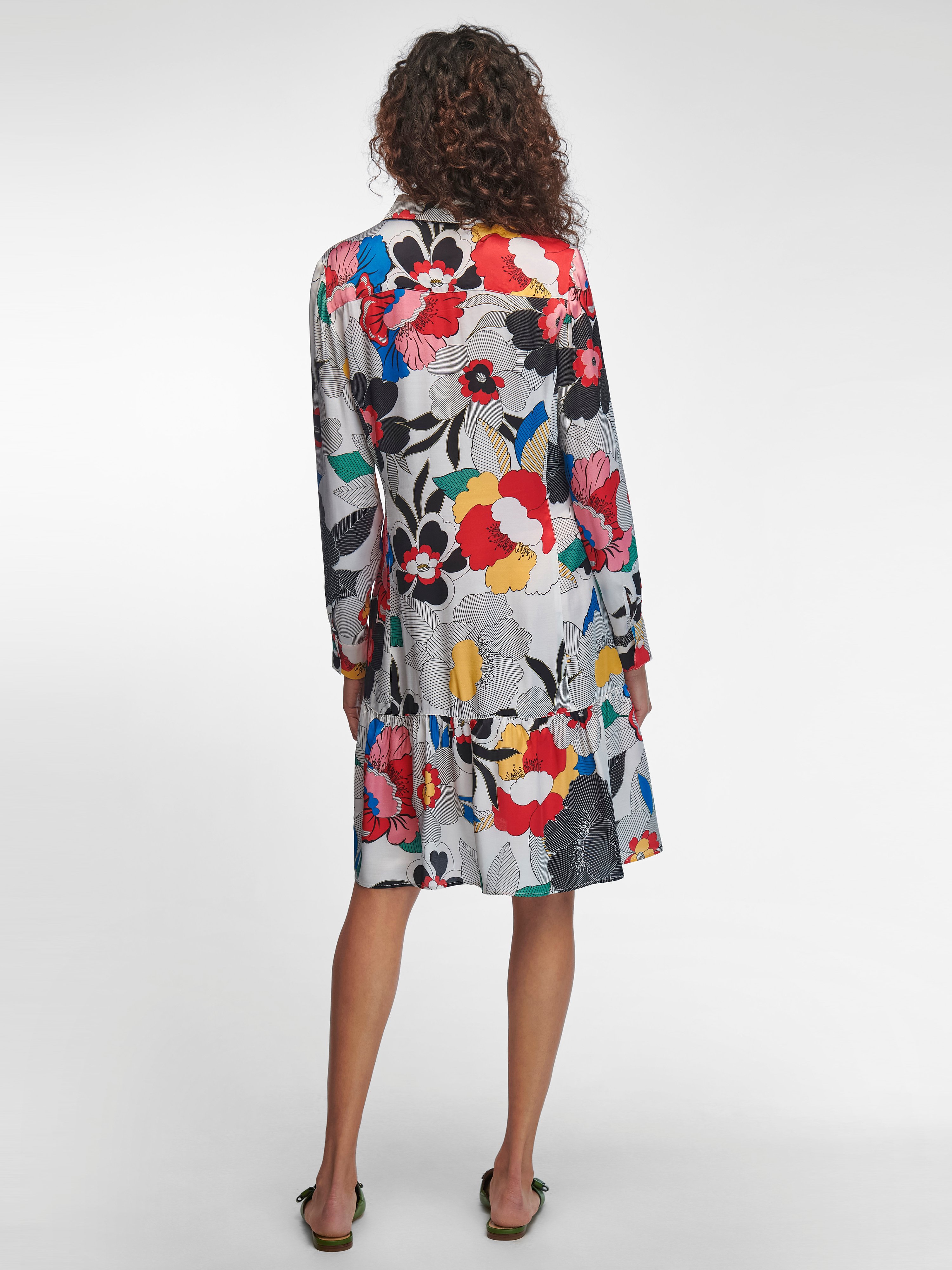 Kleid mit Hemdkragen