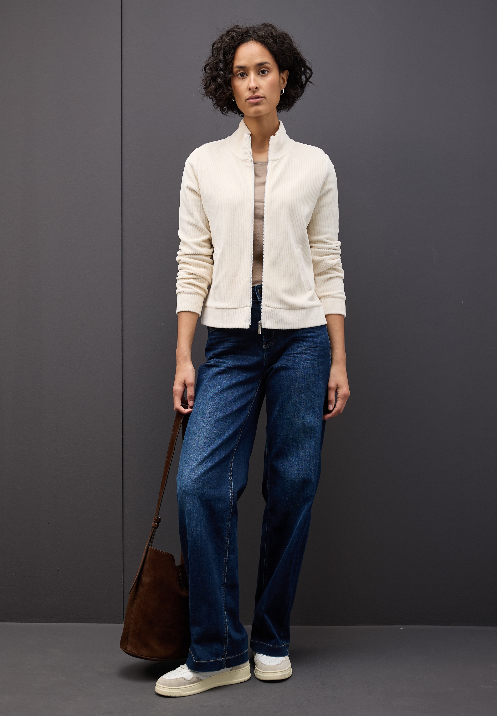 STREET ONE Sweatjacke Cord, mit elastischem Saum und Reissverschluss