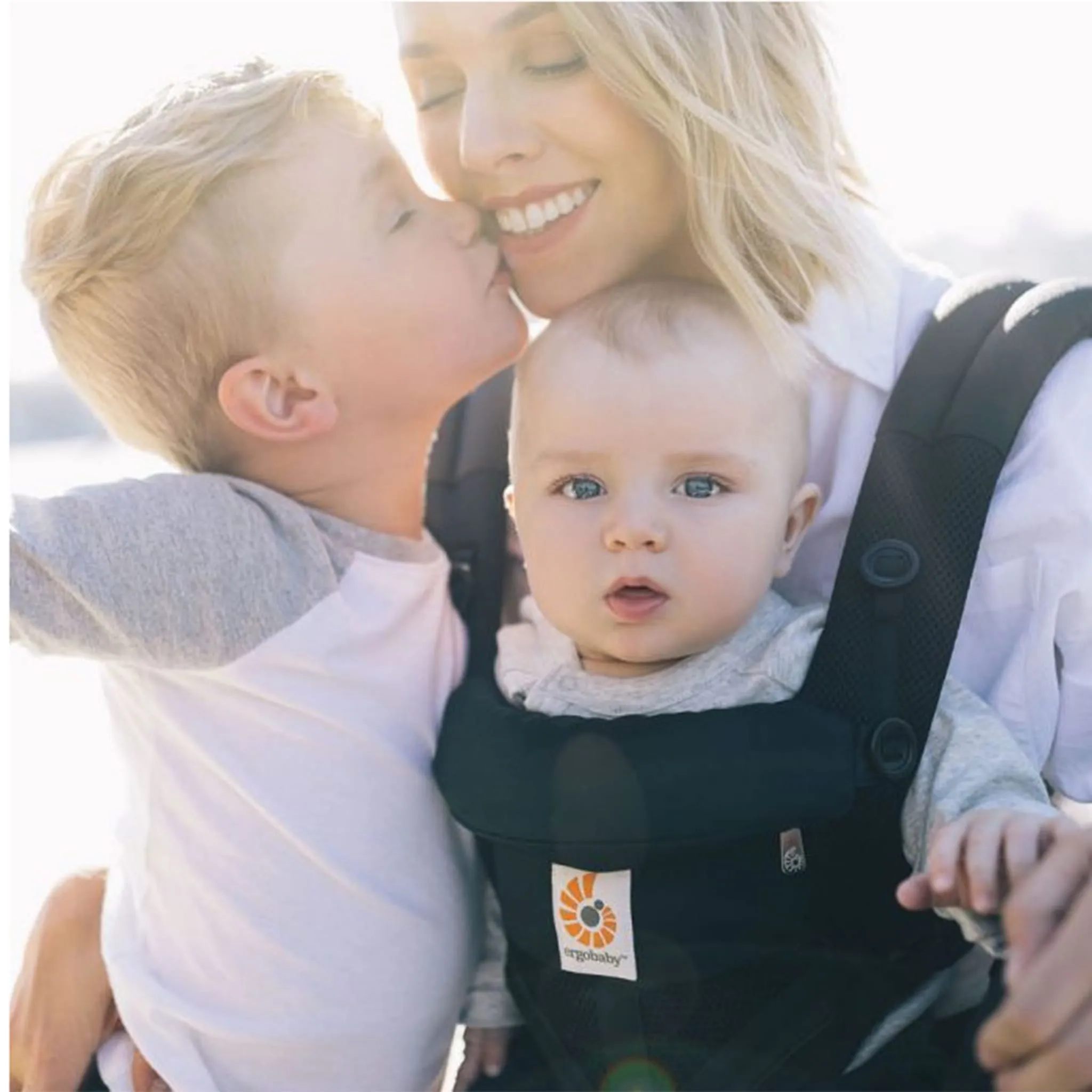 Ergobaby Porte-bébé Omni 360 Cool Air Mesh - Onyx Noir