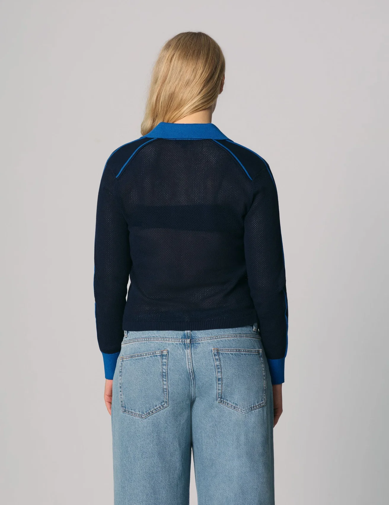 Pull polo à crochet bleu marine