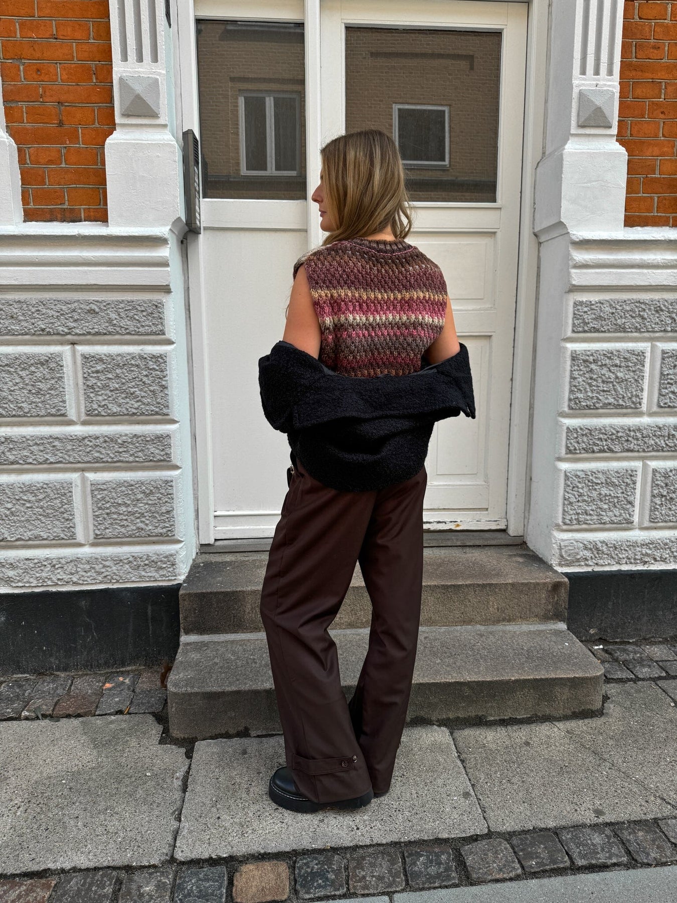 Noella Gio Knit Vest 1047 rust mix
