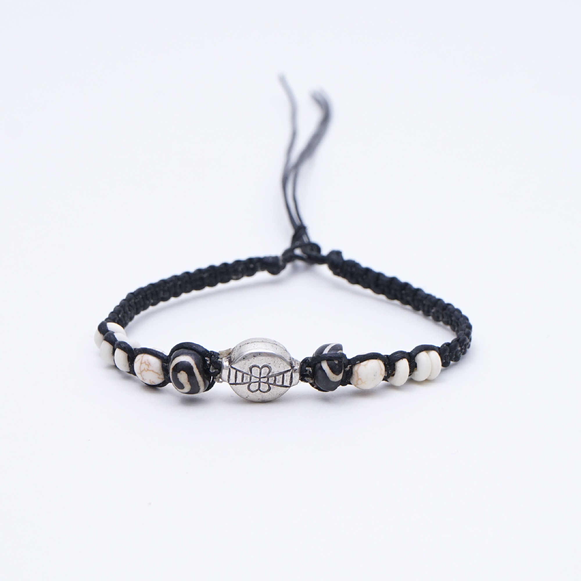 Armband 'Peggy', handgefertigt, schwarz, weiß günstig bestellen