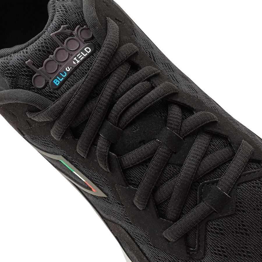 Diadora Chaussures de Running Mythos Blushield Volo HIP 3 - Noir/Blanc