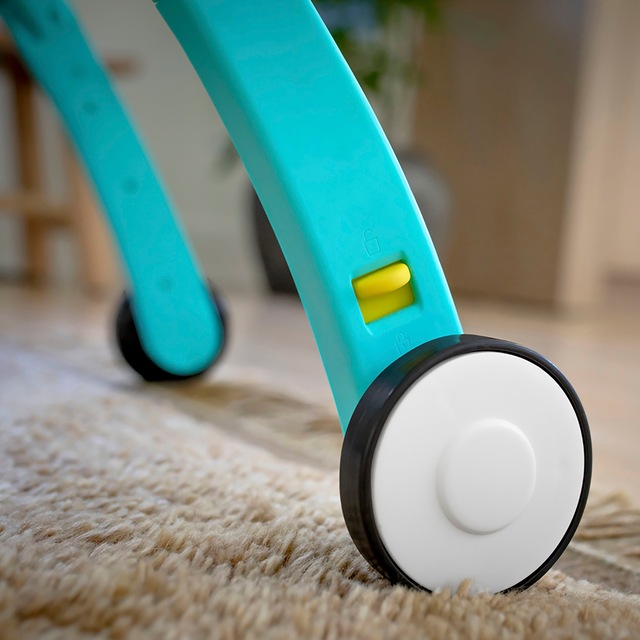 Baby Einstein Lauflernwagen »Musical Mix ‘N Roll« mit Licht und Sound