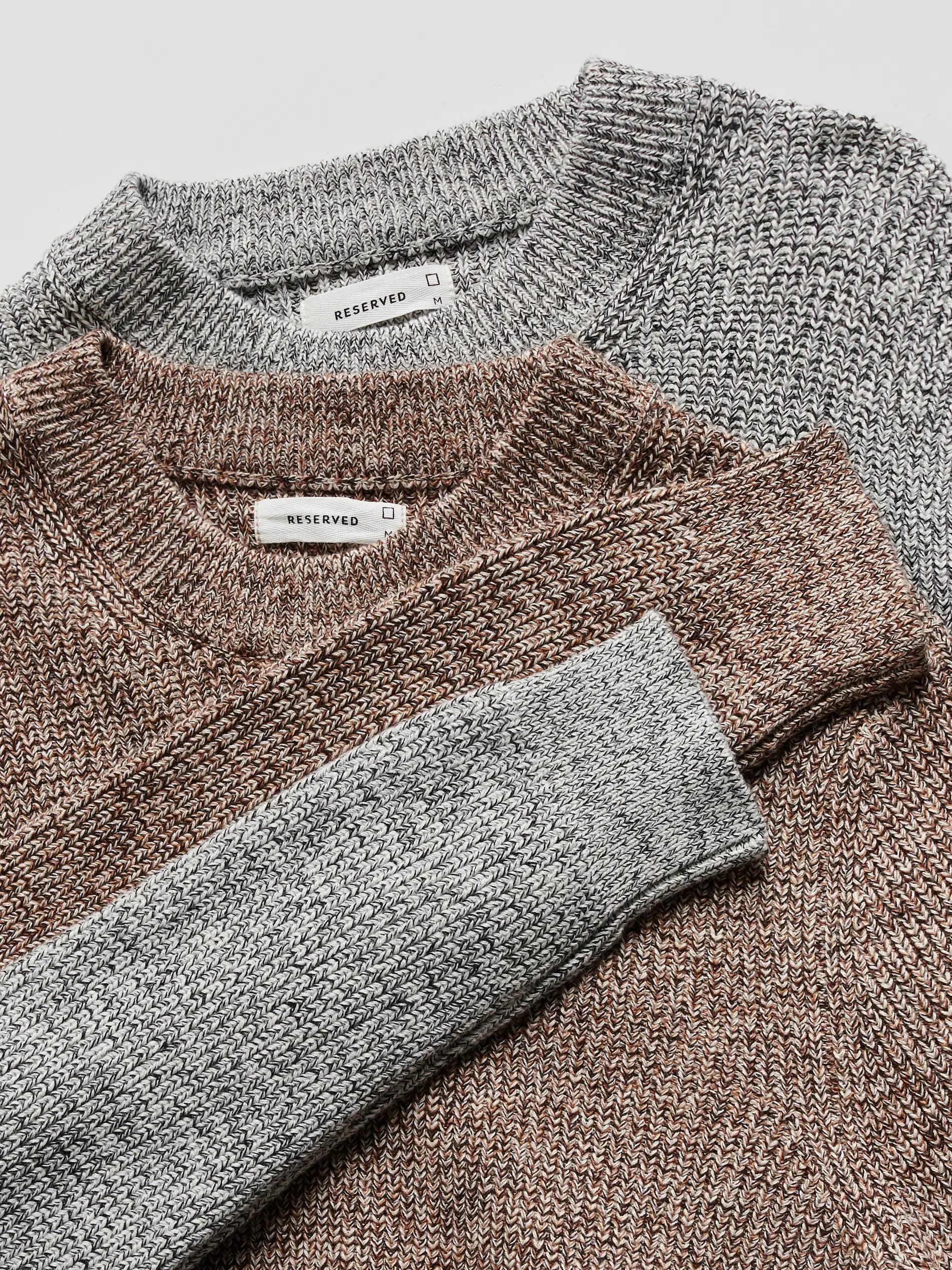 Pullover aus Strukturstoff