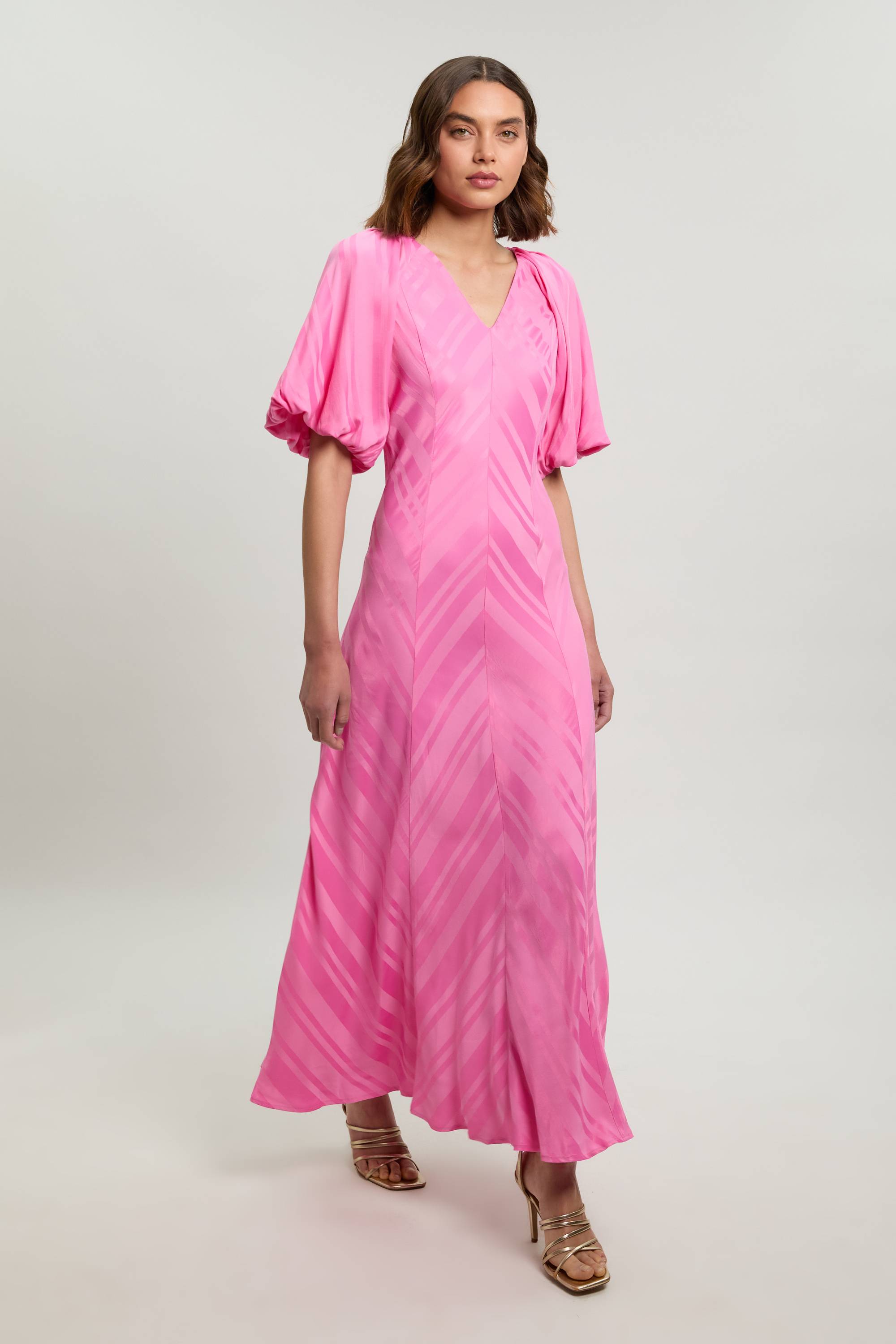 KarenMillen Robe Midi Fluide À Manches Courtes Avec Détail De Tissu À Rayures