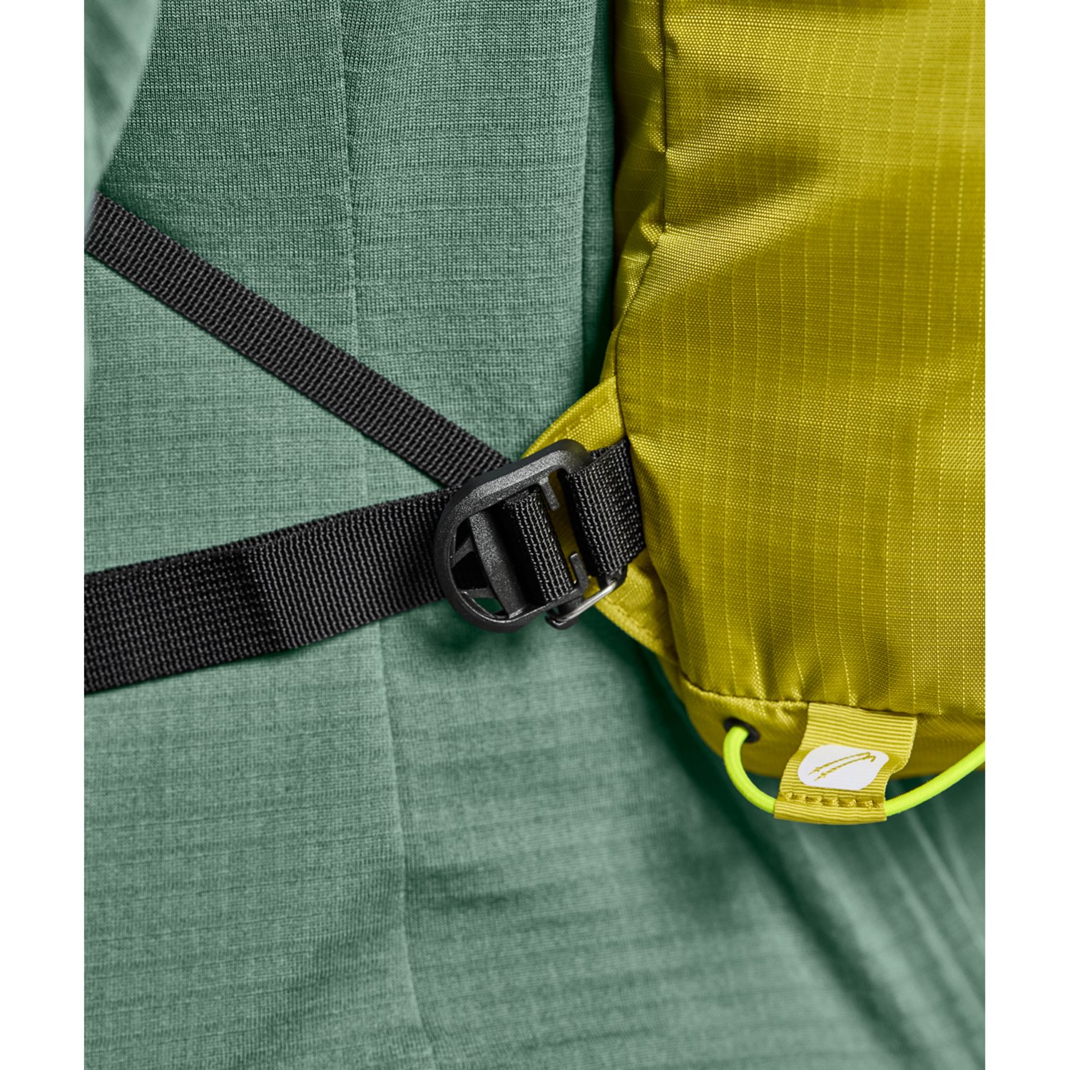 Ortovox Traverse Light 15 petrol-blue