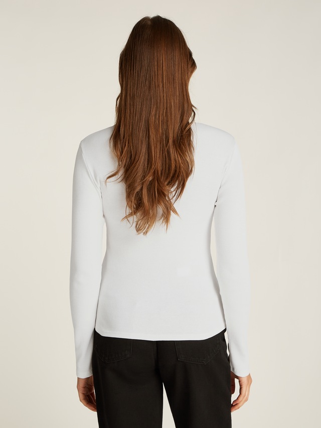 Tommy Jeans Curve Langarmshirt »TJW SLIM BUTTON RIB«, in Grossen Grössen, Rippoptik, mit Loogstickerei