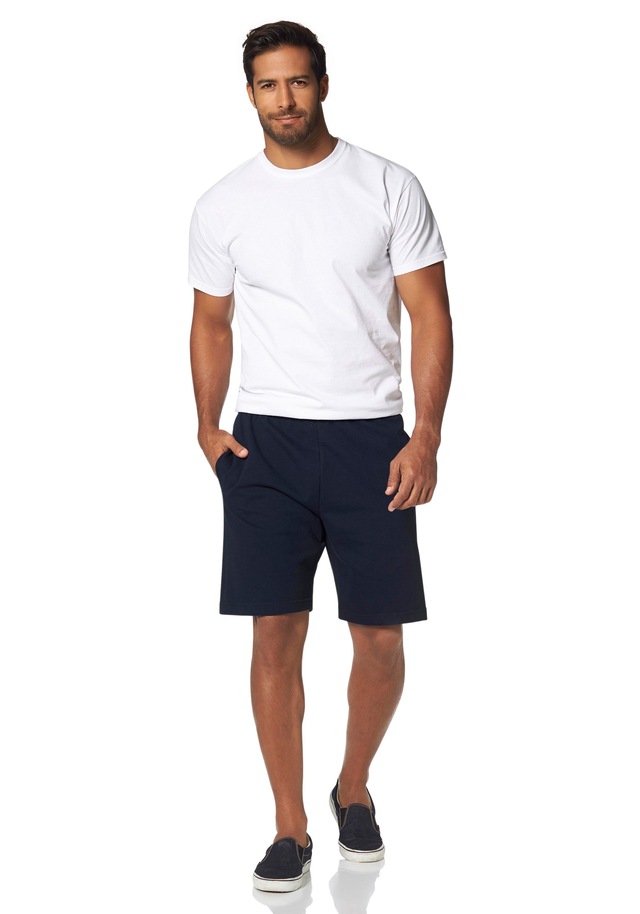 Fruit of the Loom Sweatshorts  Sommerhose in bequemer Form