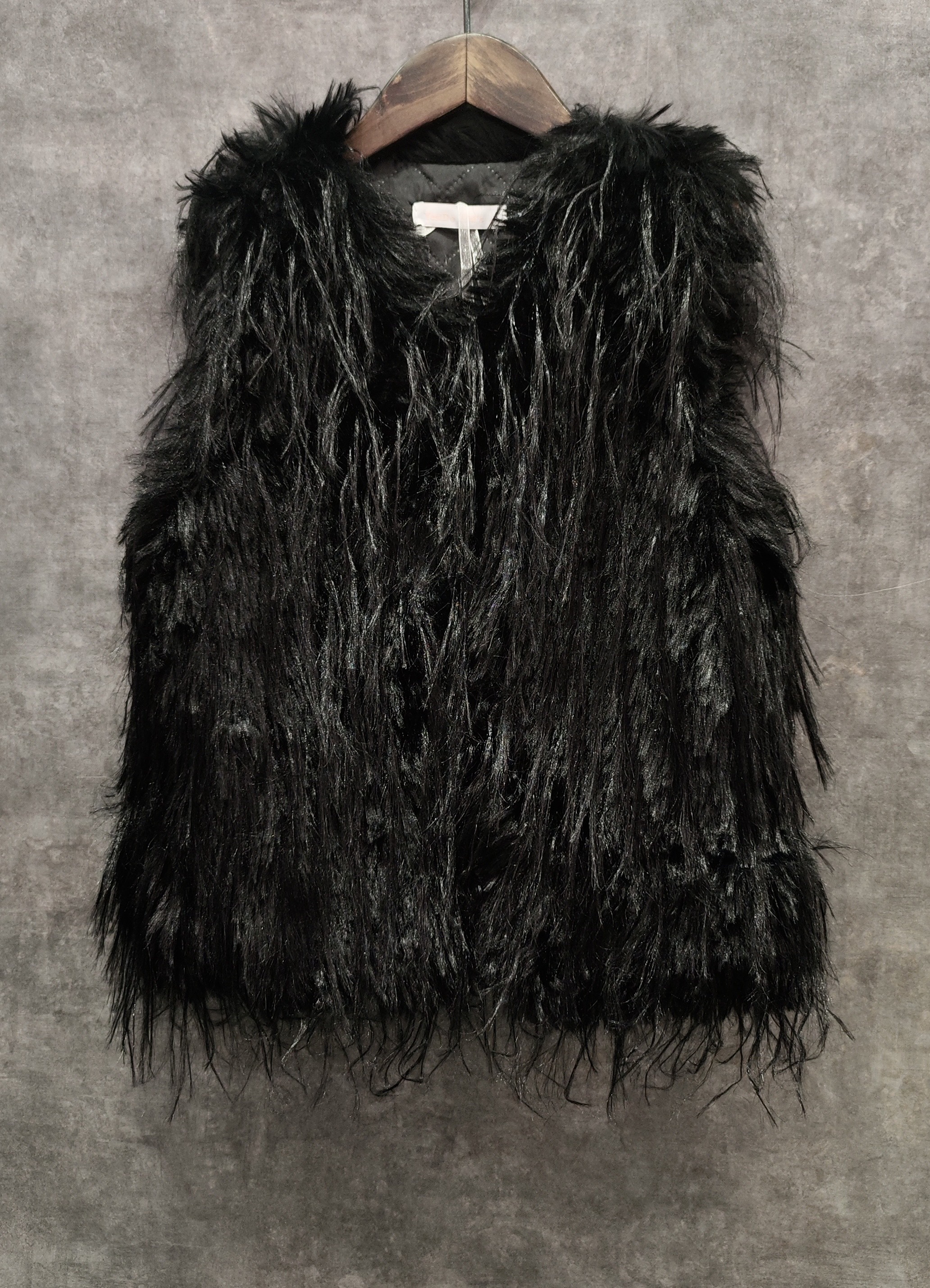 Fluffy gilet