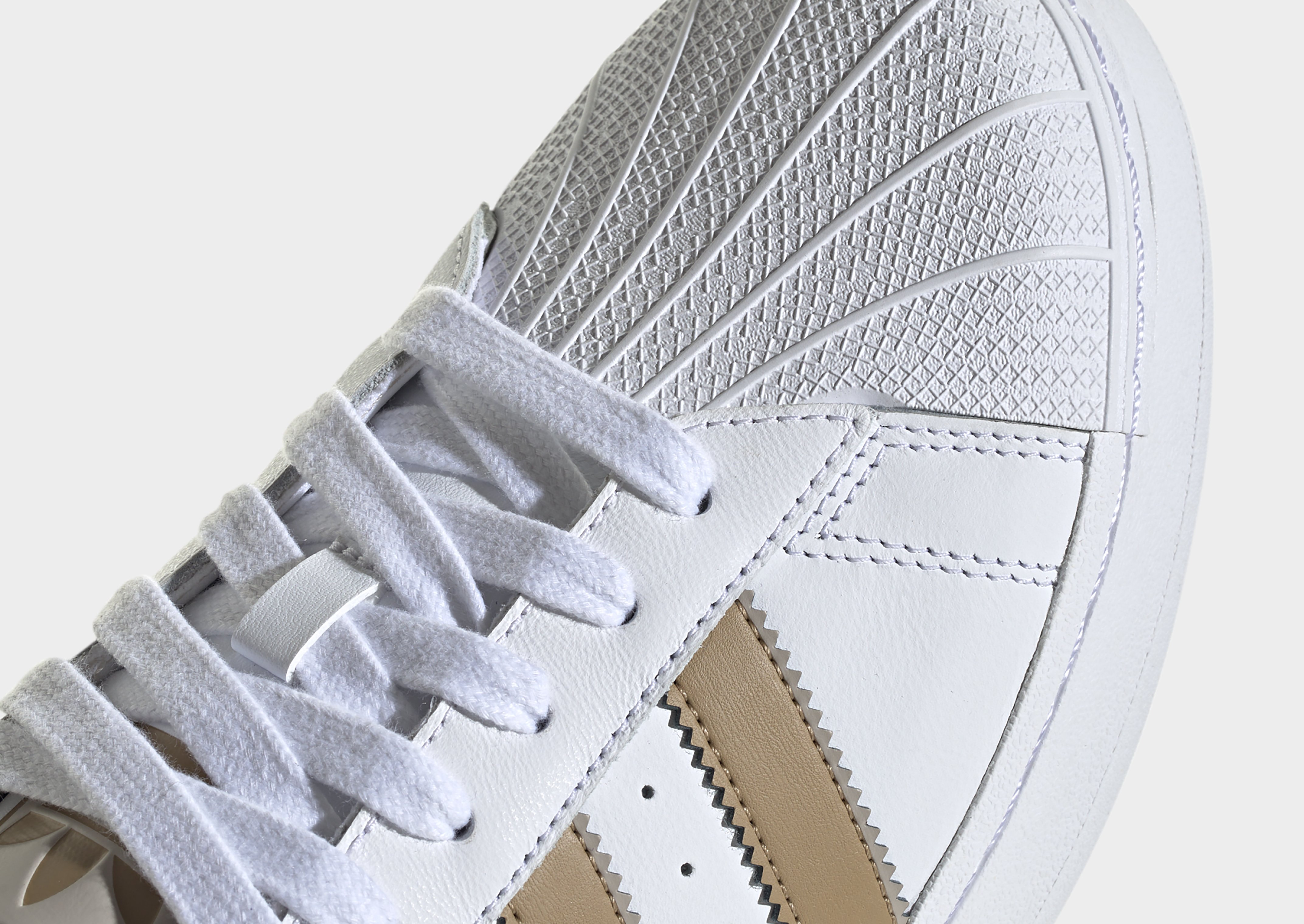 adidas Chaussure Superstar XLG