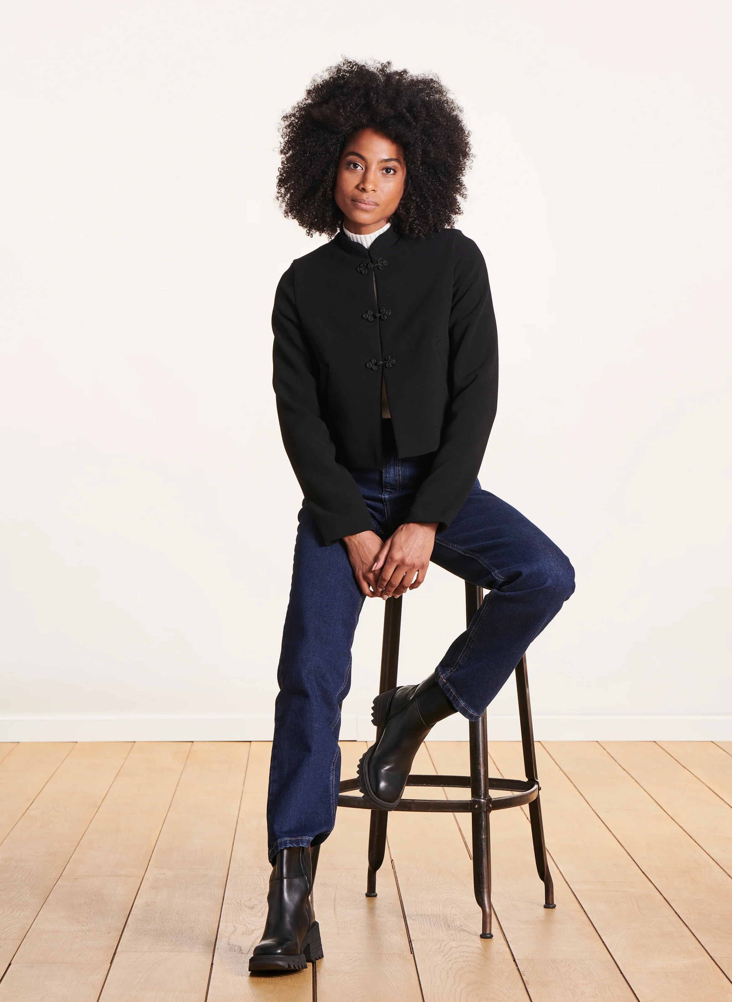 Veste courte droite col mao | Noir