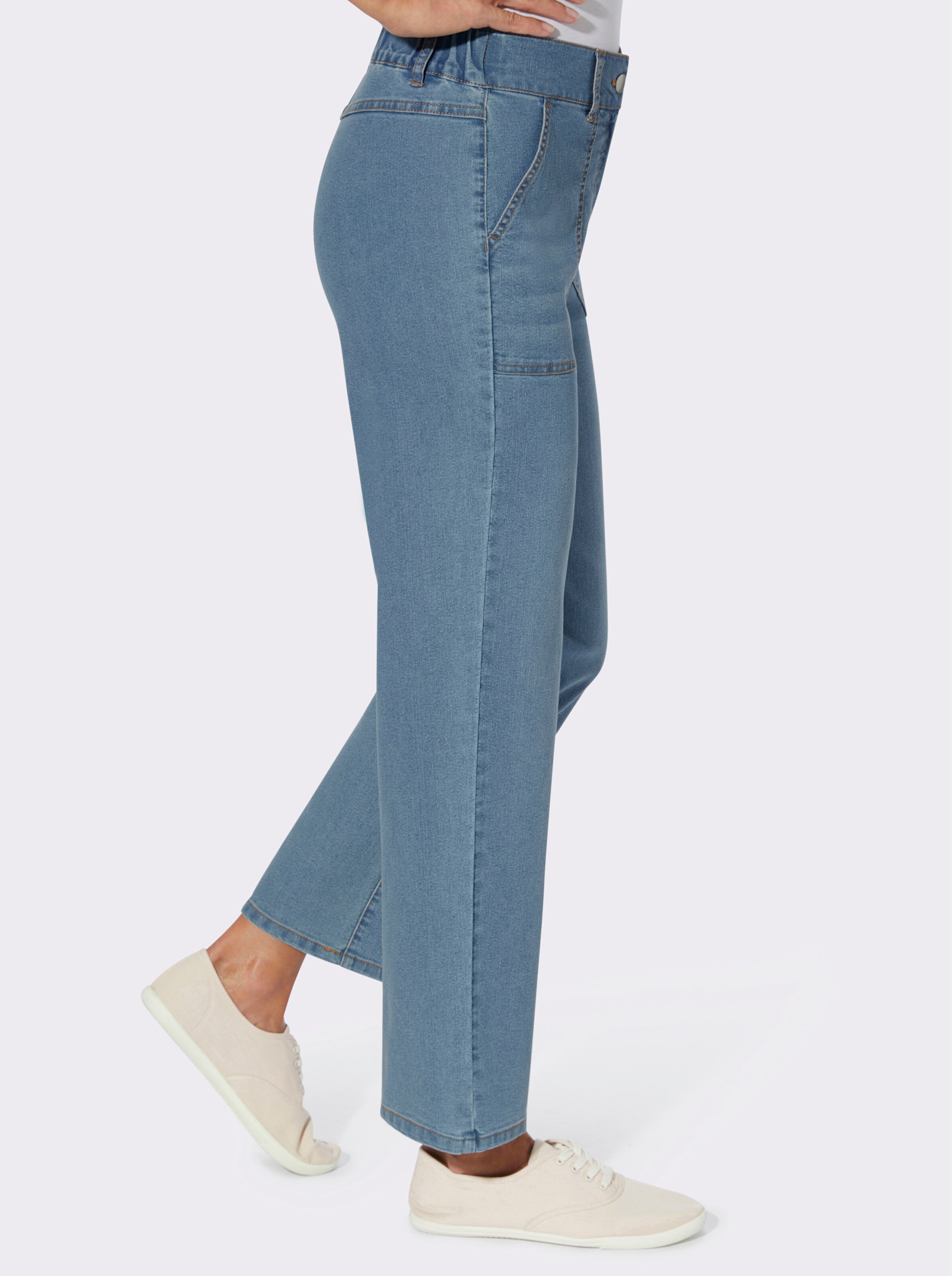 Knöchelfreie Jeans in weiter Form