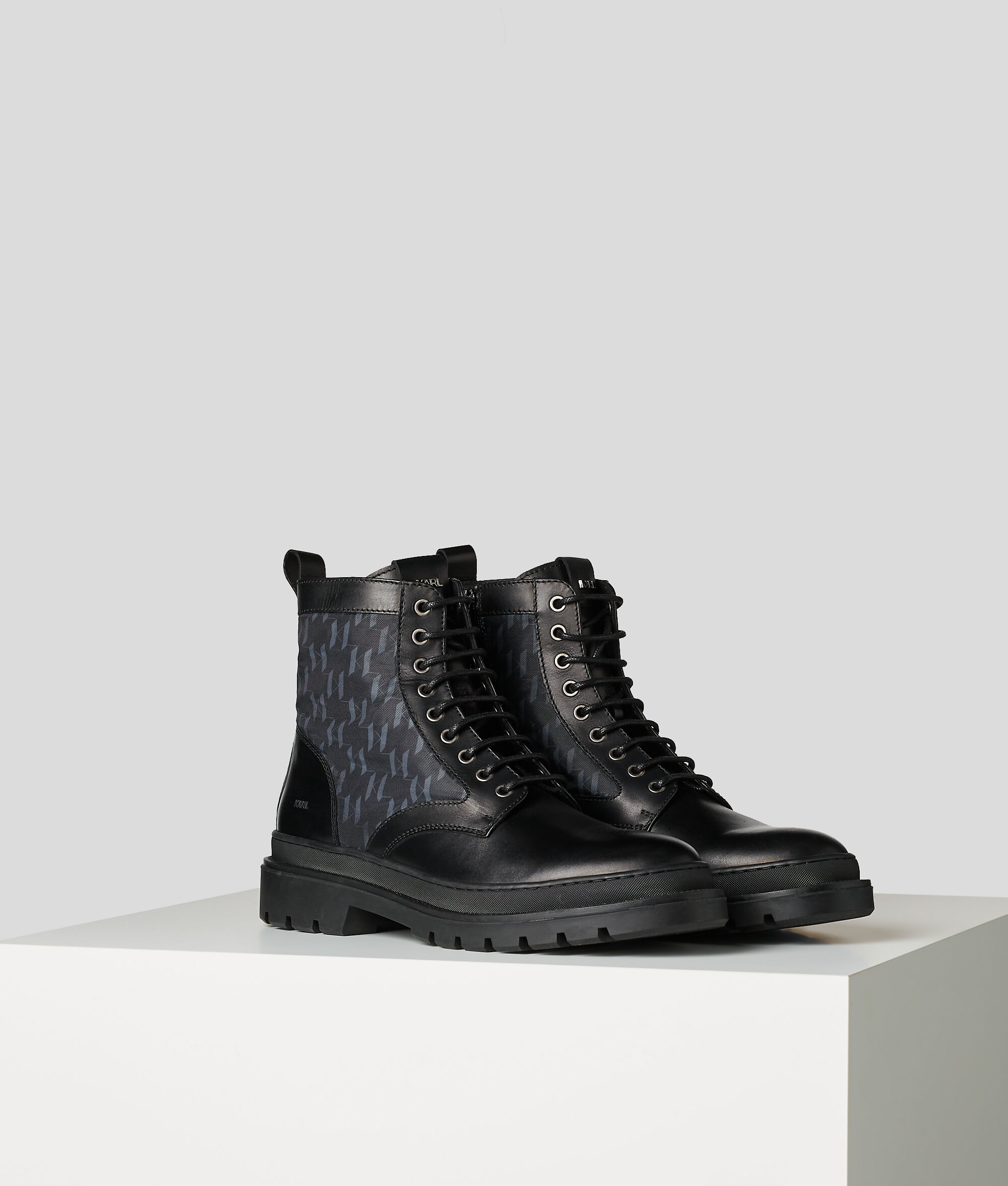 Bottine lacée K/Monogram Outland
