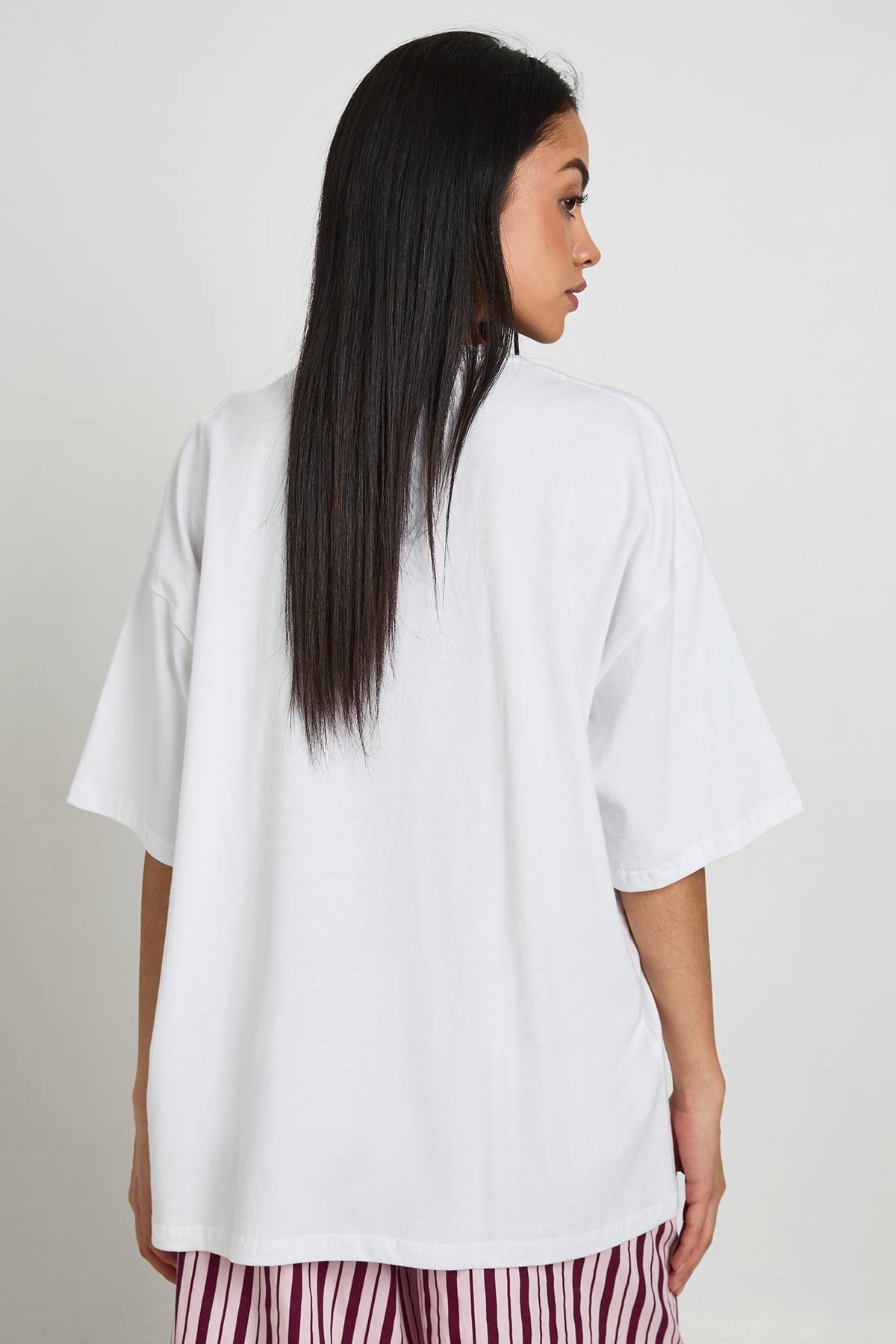 boohoo T-shirt À Imprimé De Fleurs Roses