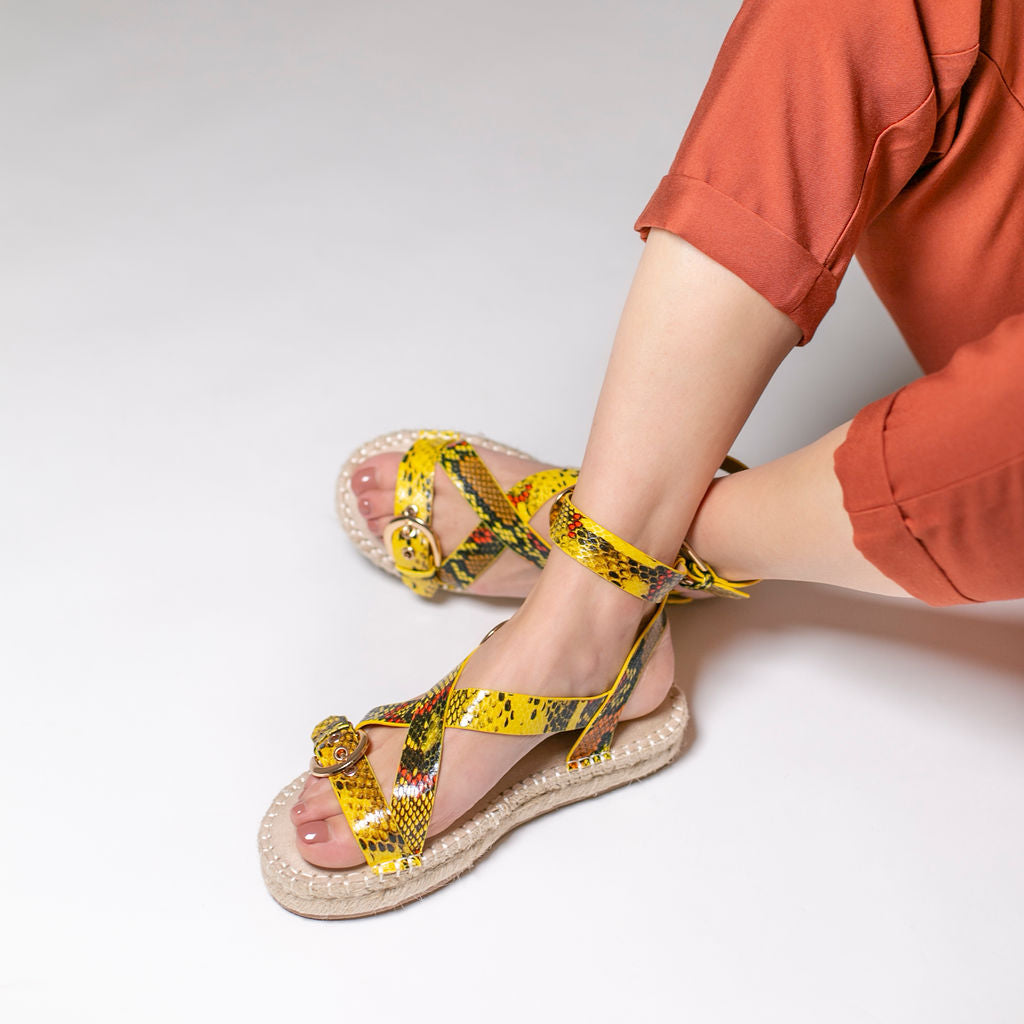 Sandales plates-Sandales Mandy jaunes imprimé serpent à plateforme