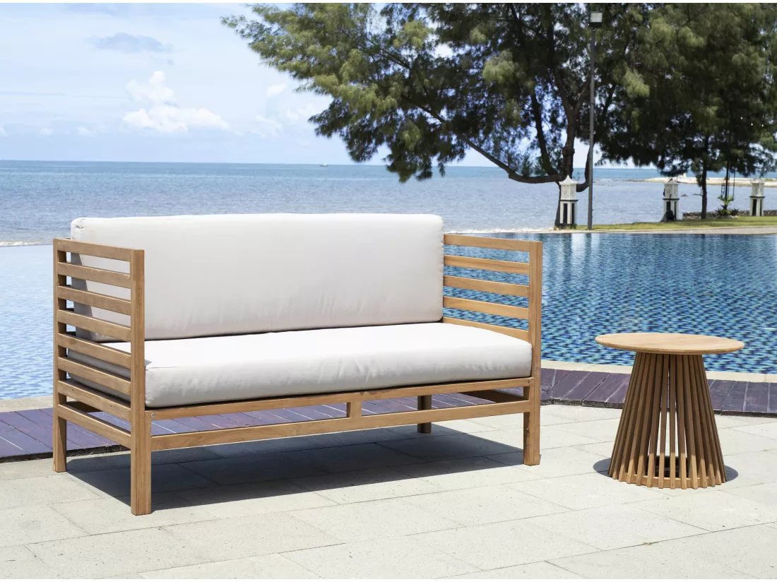 Table d'appoint de jardin en teck D.50 cm - Naturel clair - TRIANI de MYLIA