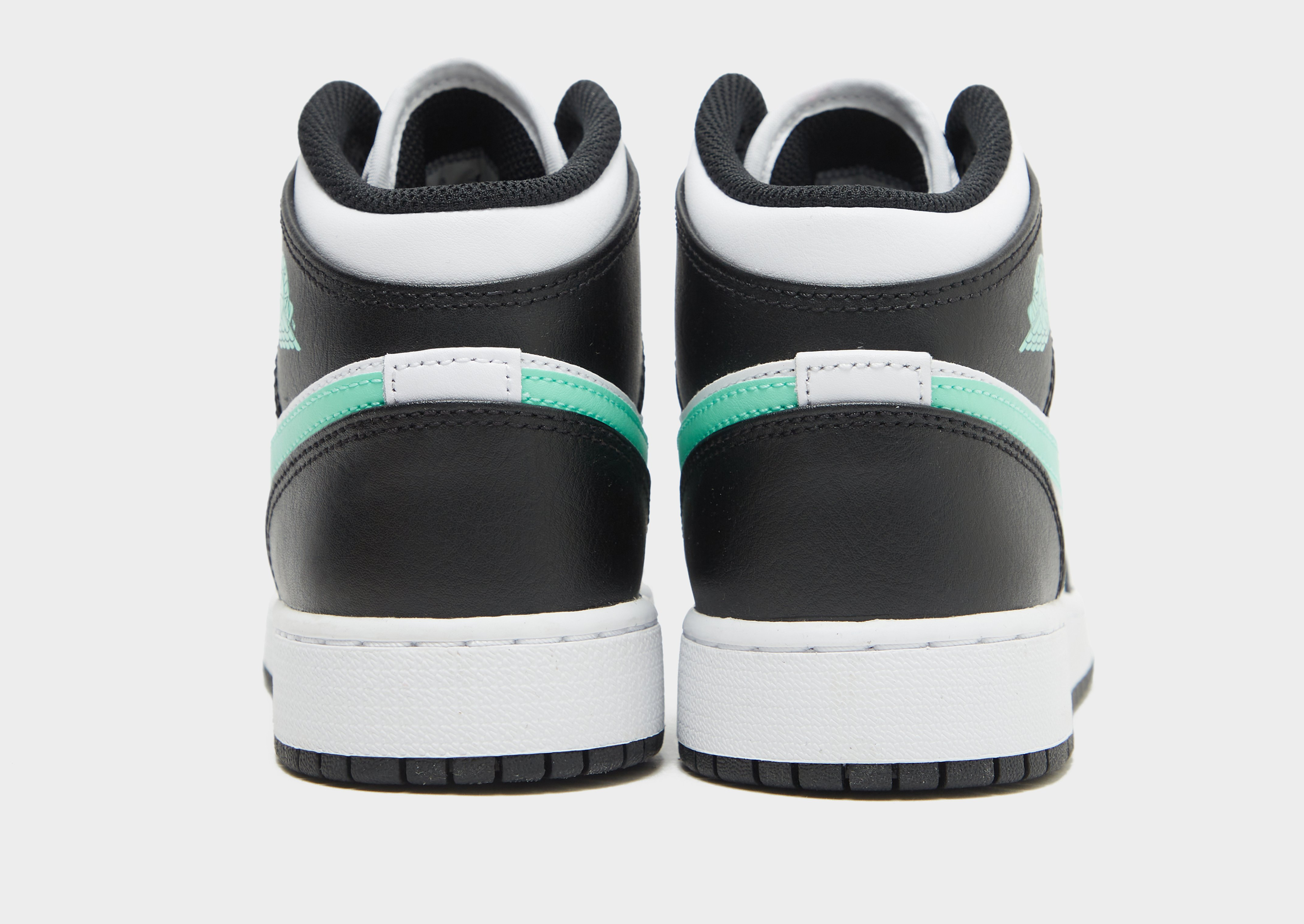 Jordan Air 1 Mid Junior