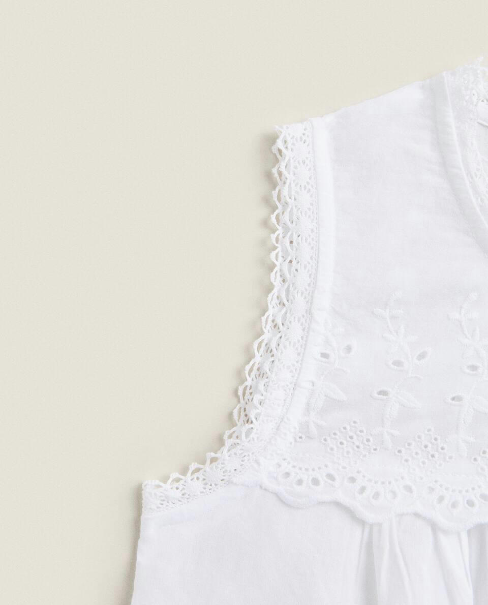 VESTIDO BORDADO