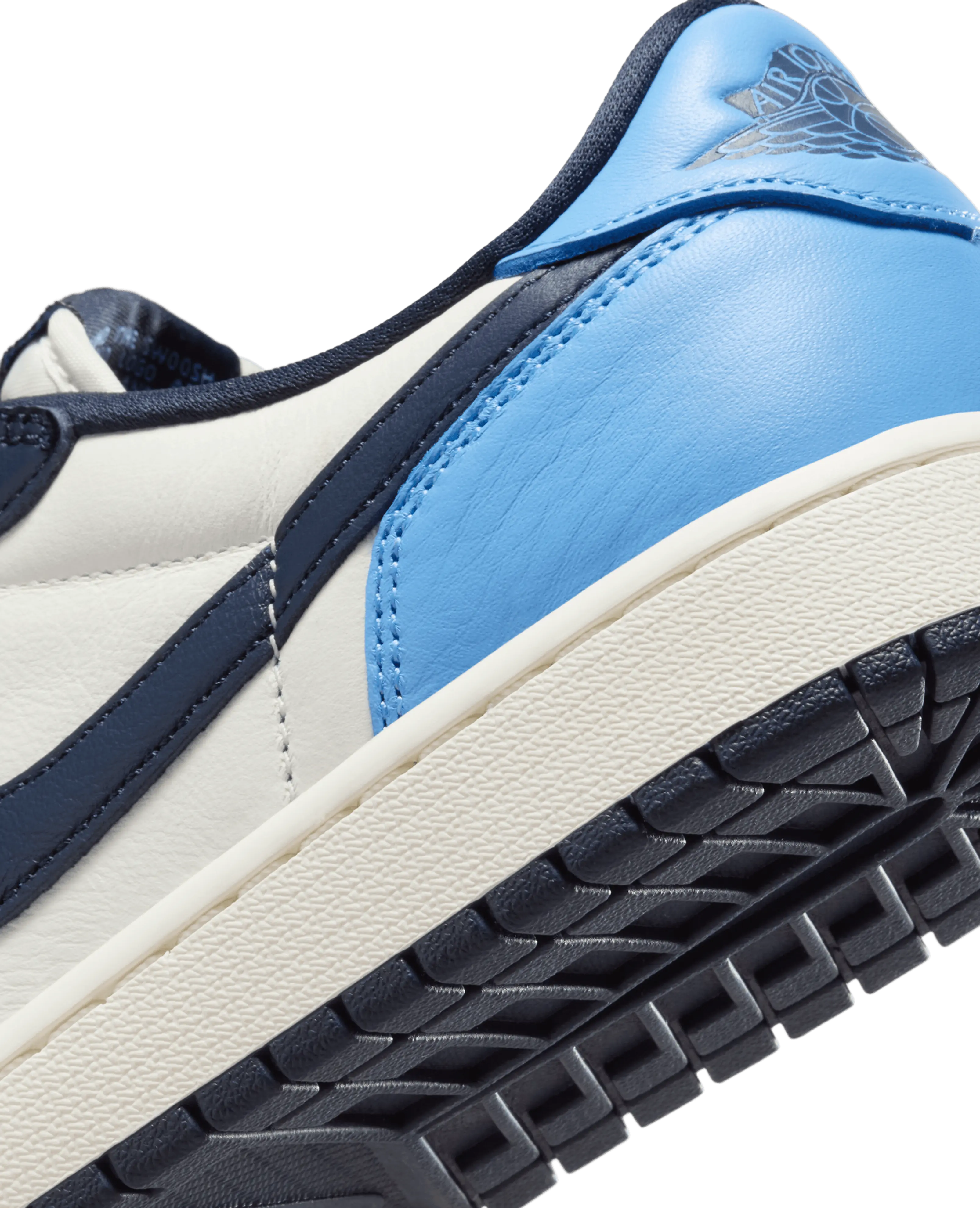 Air Jordan 1 Low OG (Obsidian/University Blue-Sail)