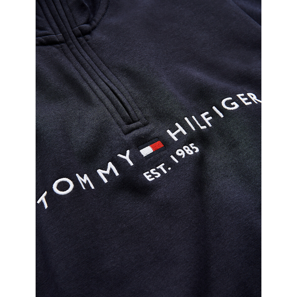 Suéter TOMMY HILFIGER com gola alta e zíper, logotipo Tommy.
