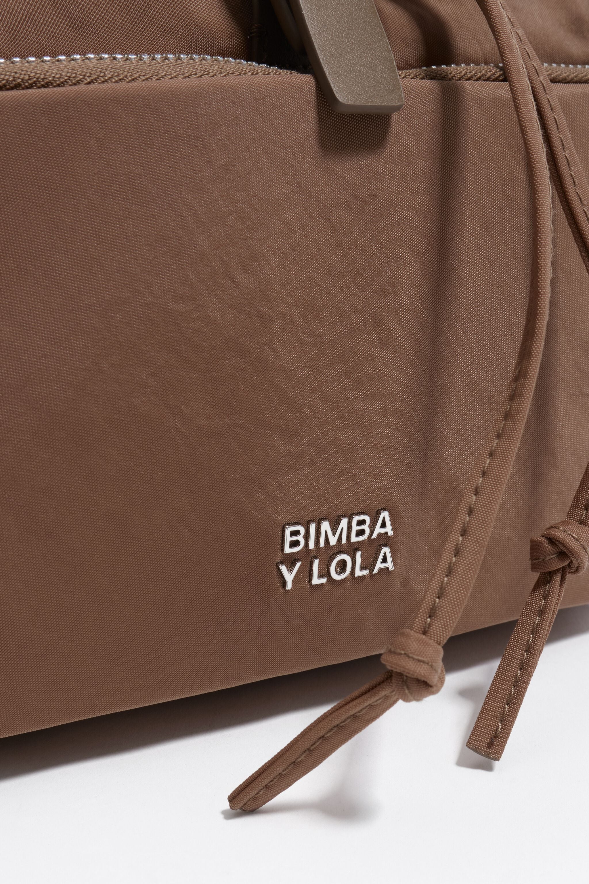 Mochila de bolso em nylon cor nougat