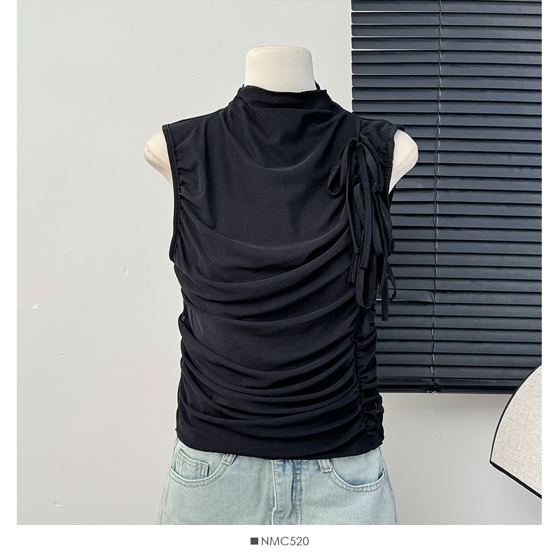 Lemongrass - Mouwloze crop top met geplooide mesh en hoge hals