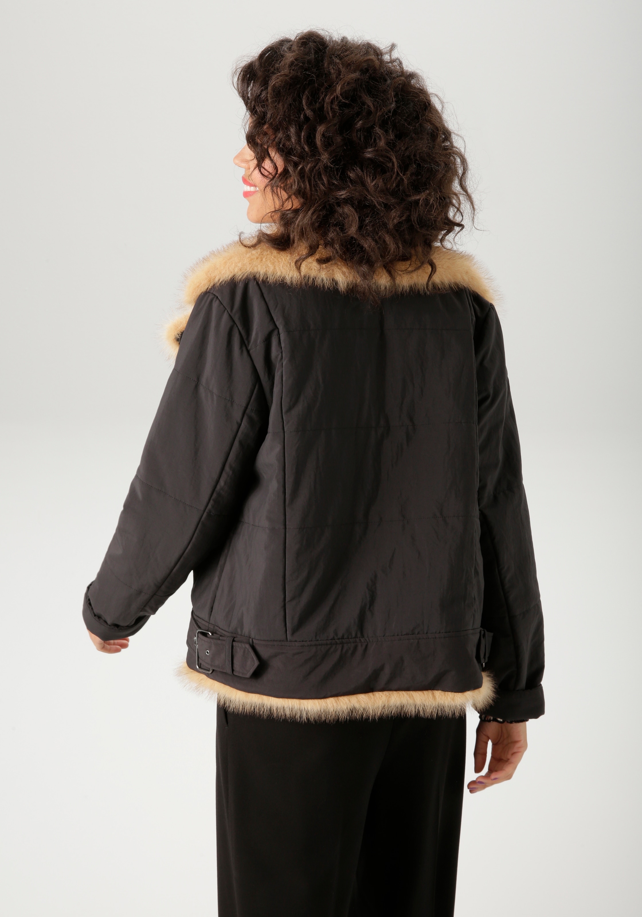 Aniston CASUAL Outdoorjacke mit flauschigem Fellimitat verziert - NEUE KOLLEKTION
