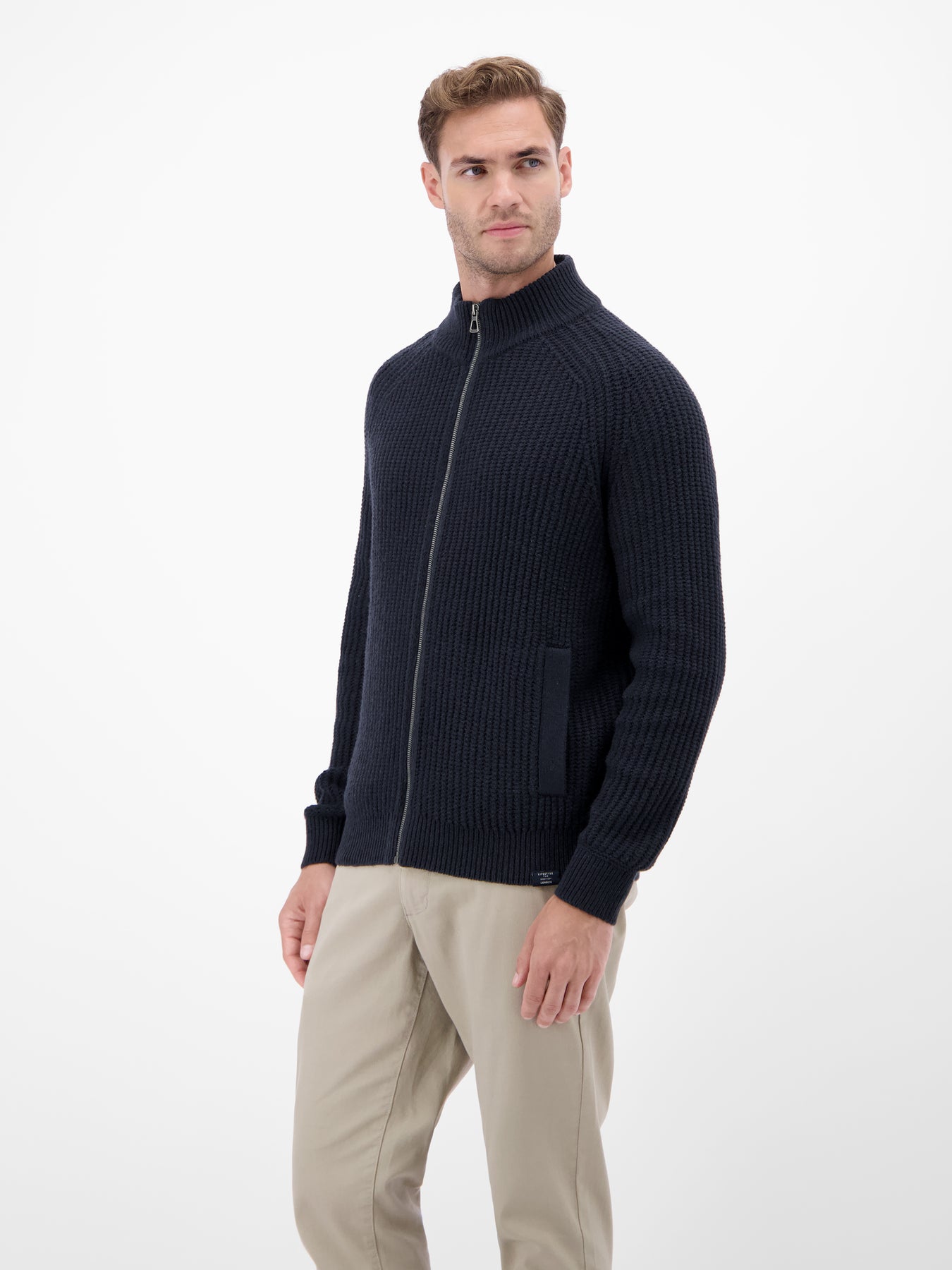 Modische Strickjacke - casual und  bequem