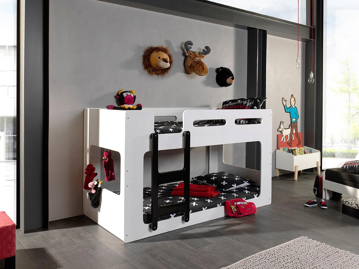 Vipack Hochbett »Luca, Liegefläche oben 90/200, moderne zeitlose Optik« B/H/T ca. 209x121x101cm, MDF weiss lackiert, Leiter schwarz,  inkl. Bodenplatten für die Matratzen mit Abstand für Belüftung