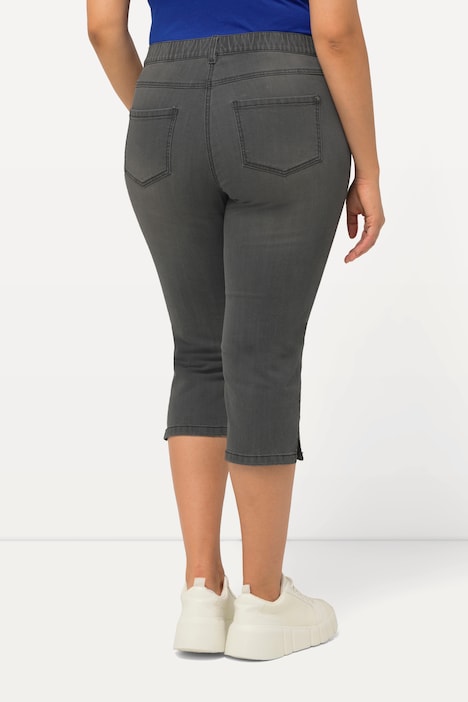 Capri Jeans Sarah, schmale 5-Pocket-Form, Saumschlitz