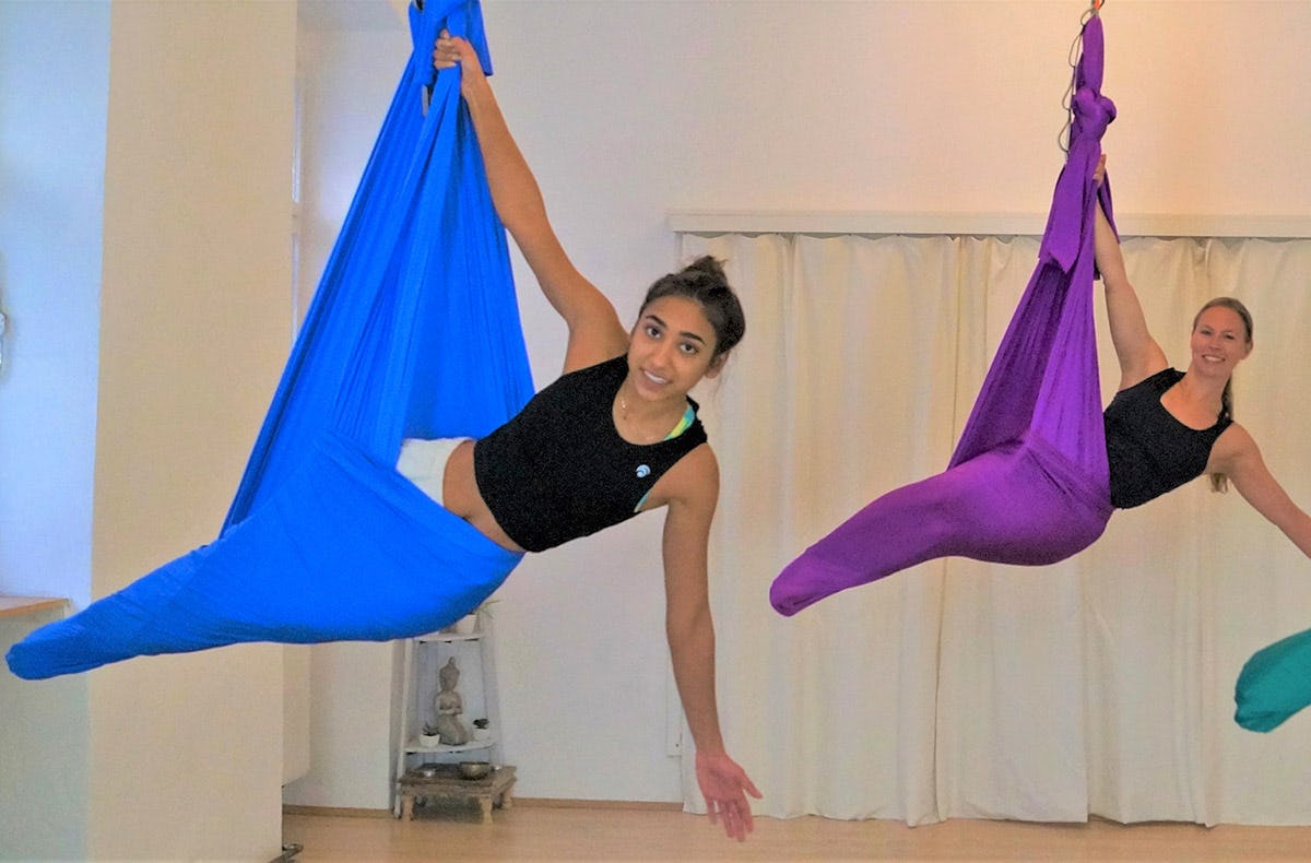 Aerial Yoga Privatstunde in Wien