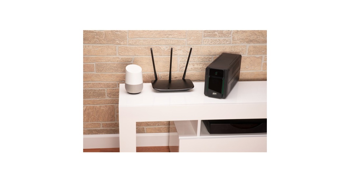 APCEasy-UPS BVX 900VA, 230V, AVR ups  (Zwart, 4x C13, BVX900LI)