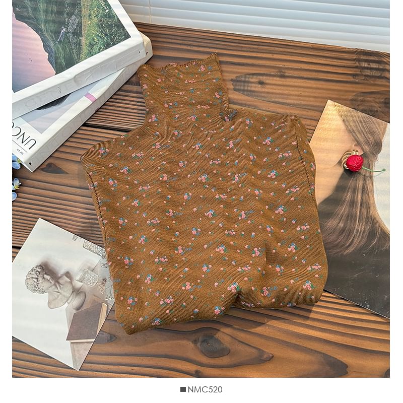 Lemongrass - T-shirt met hoge hals en bloemenprint in 6 kleuren