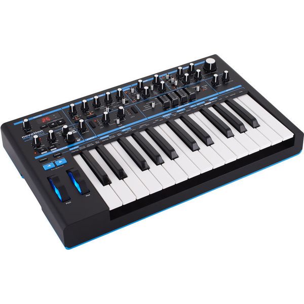 Novation Bass Station II Bag Bundle
