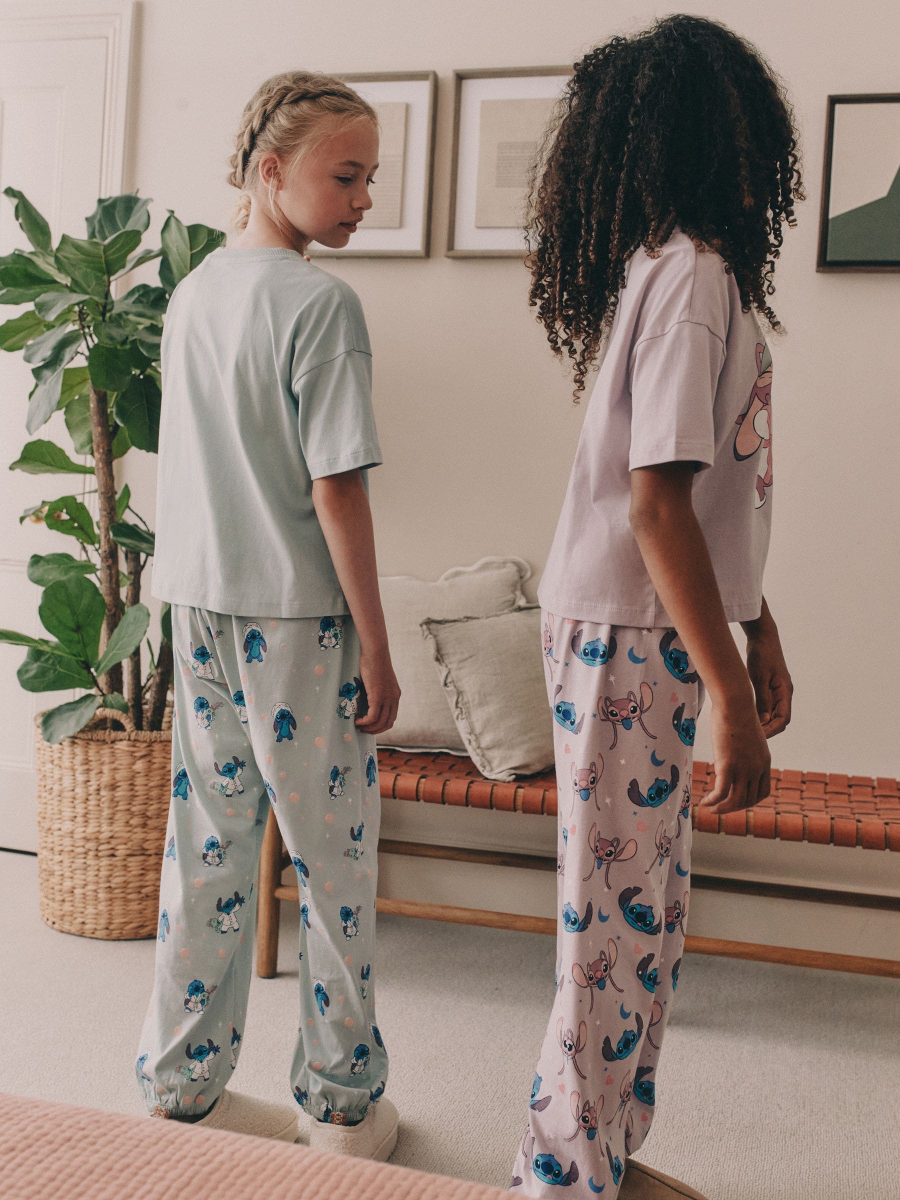 Paars/groen - Lilo & Stitch Joggers Pyjamas 2 Pack (3-16yrs)