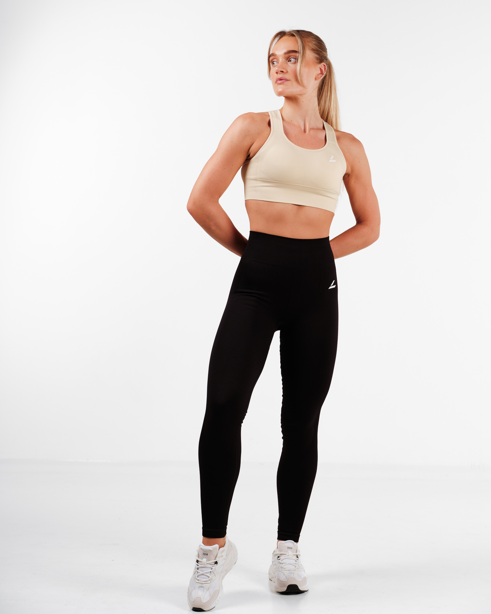 LEVITY Sustainable Habits Tights Recycled Black
