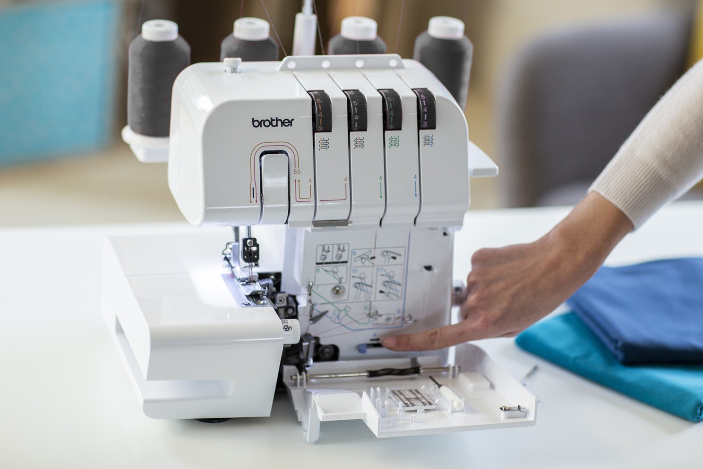 Brother - M343DST Overlock Symaskine