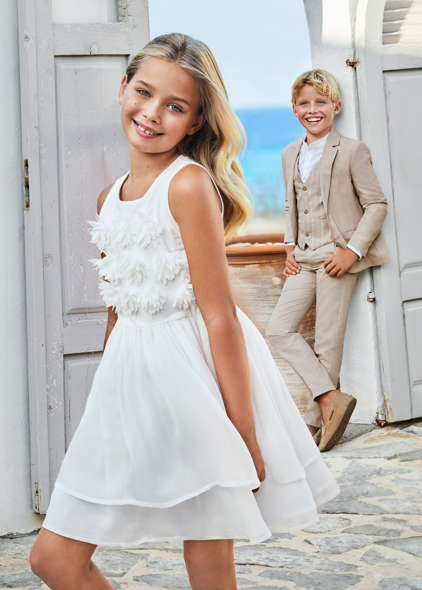 vestido infantil com apliques
