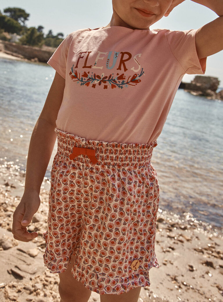 Short nude à imprimé fleuri