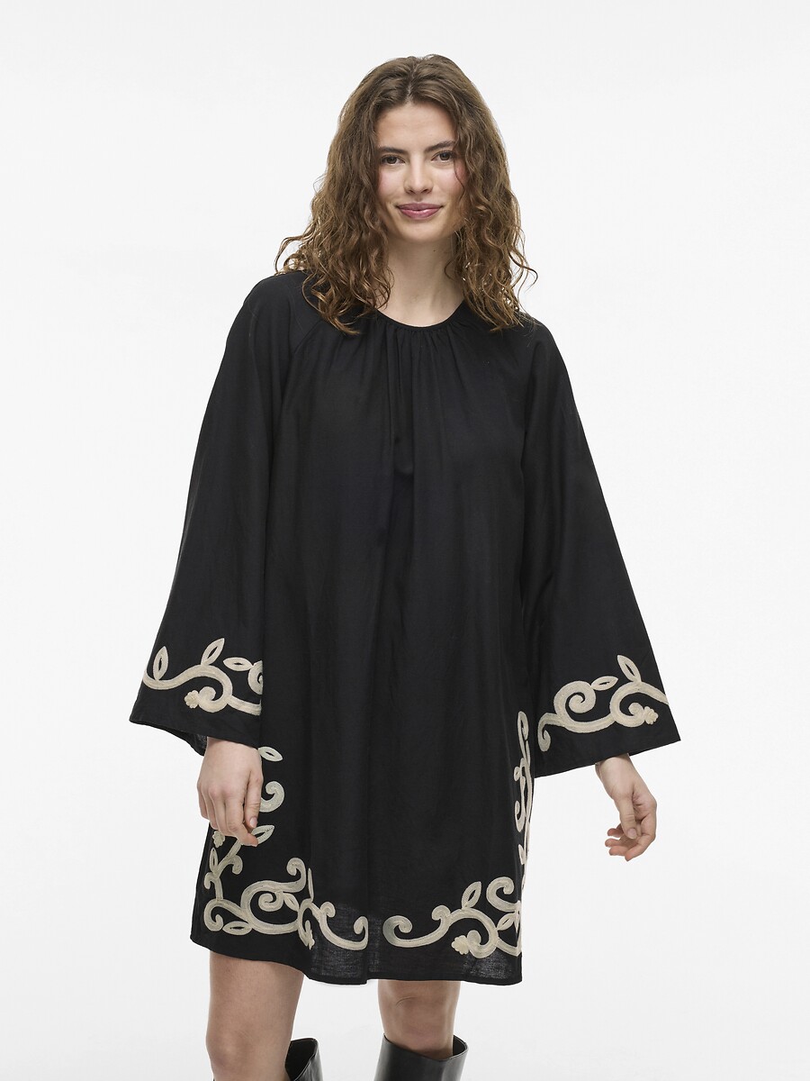 VILA<br>Vestido curto com estampa nos punhos