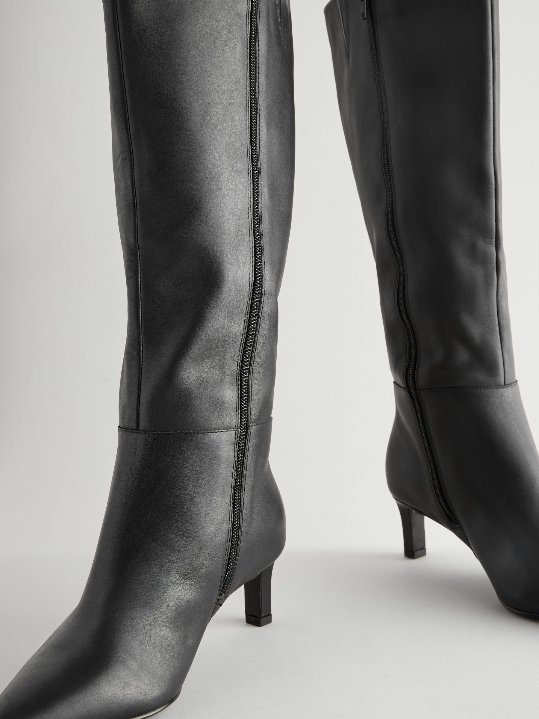 Zwart leer - Kniehoge Skinny Boots met Hak