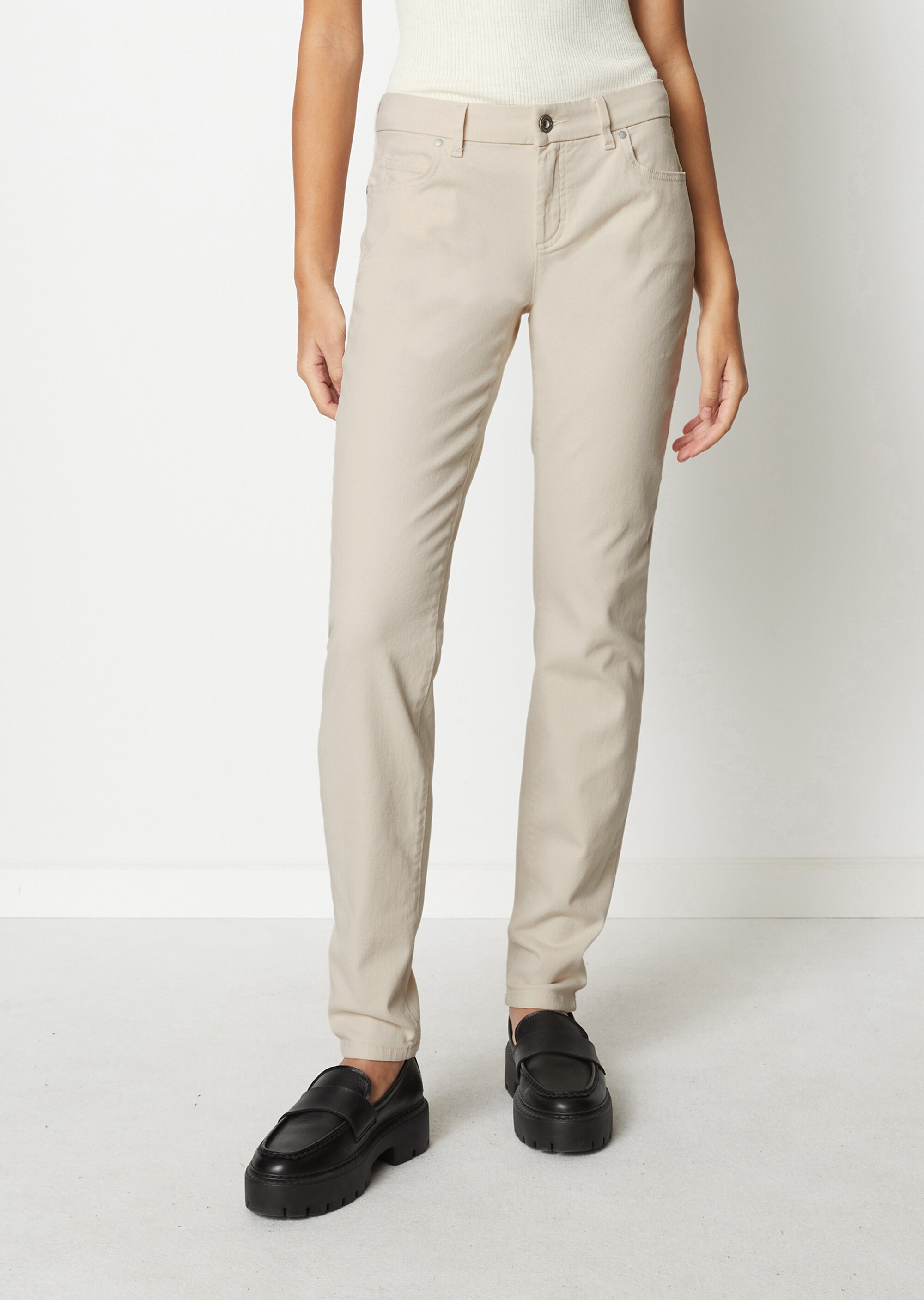Hose Modell ALBY slimaus softem Stretch-Twill