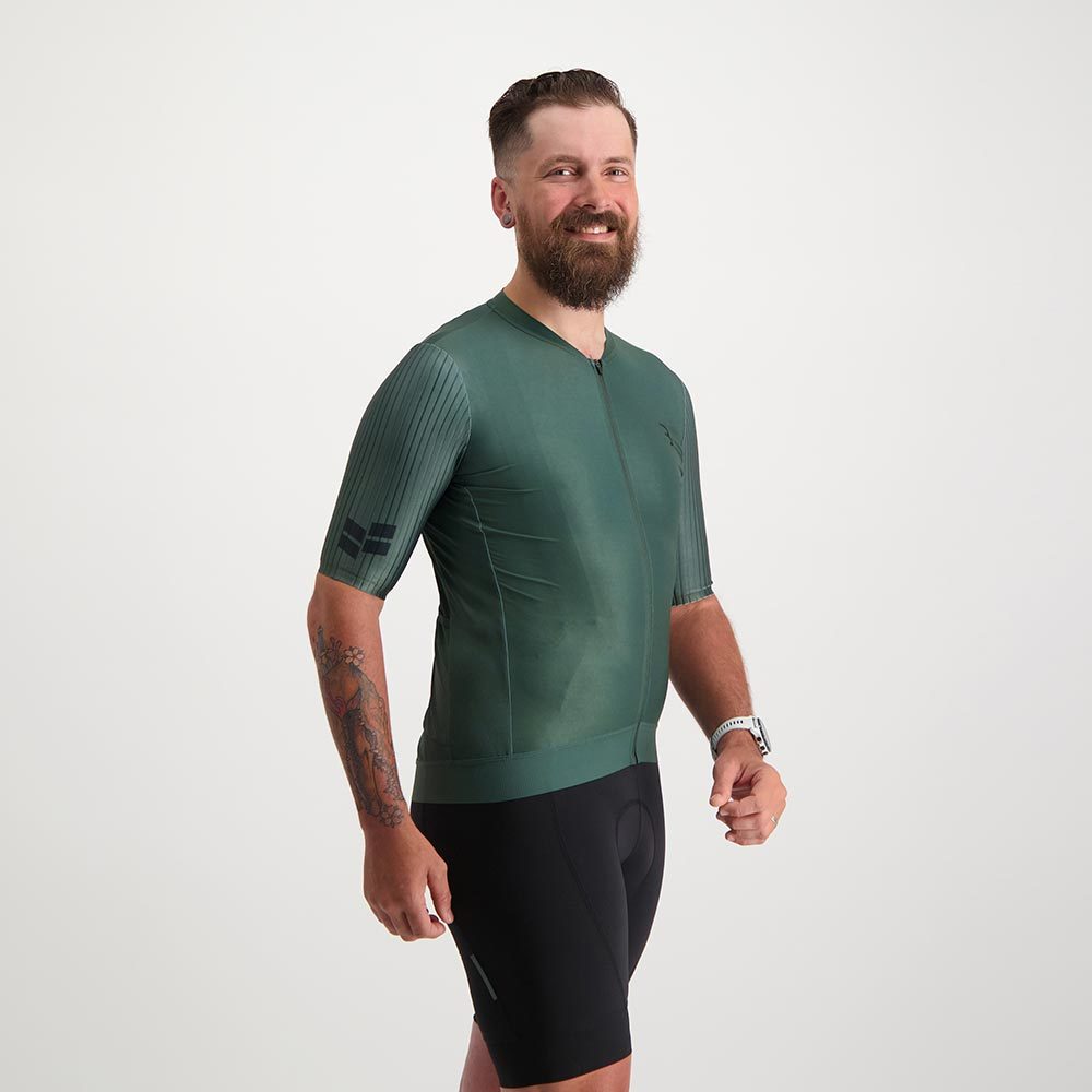 BBB Cycling BBW-406 AeroTech Fietsshirt Korte Mouwen Olijfgroen Heren