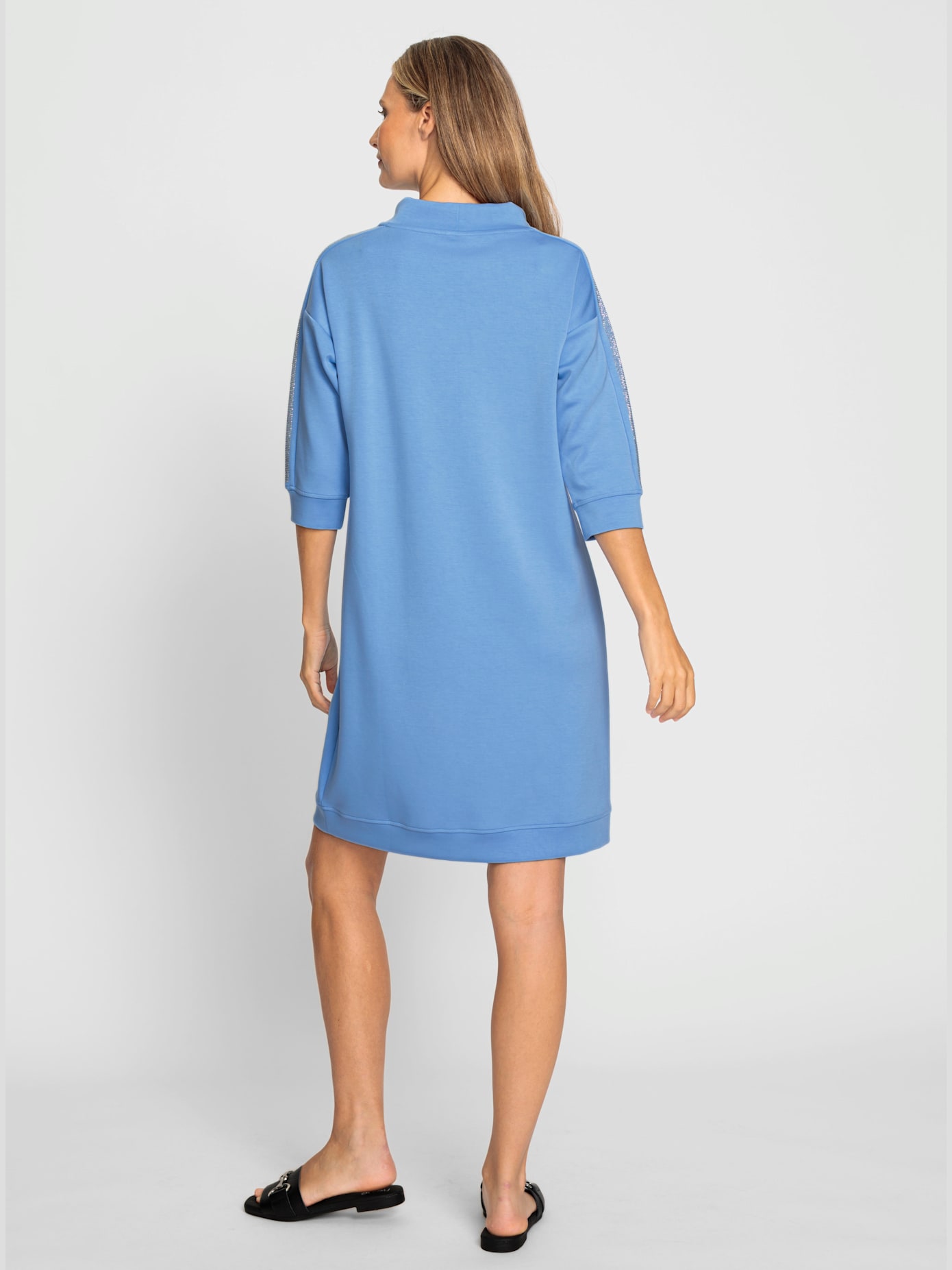 Robe en matière sweat manches avec pierres fantaisie