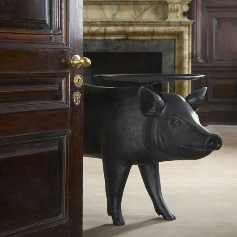 Moooi Pig bijzettafel 167x60 zwart