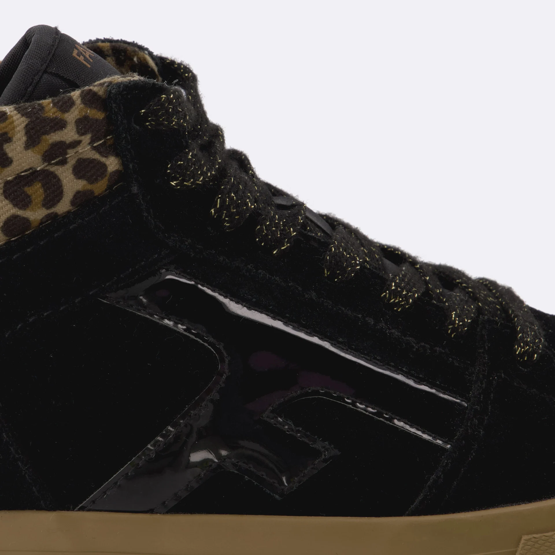 Tennis noire & léopard suède et coton recyclé - modèle Walnut mid