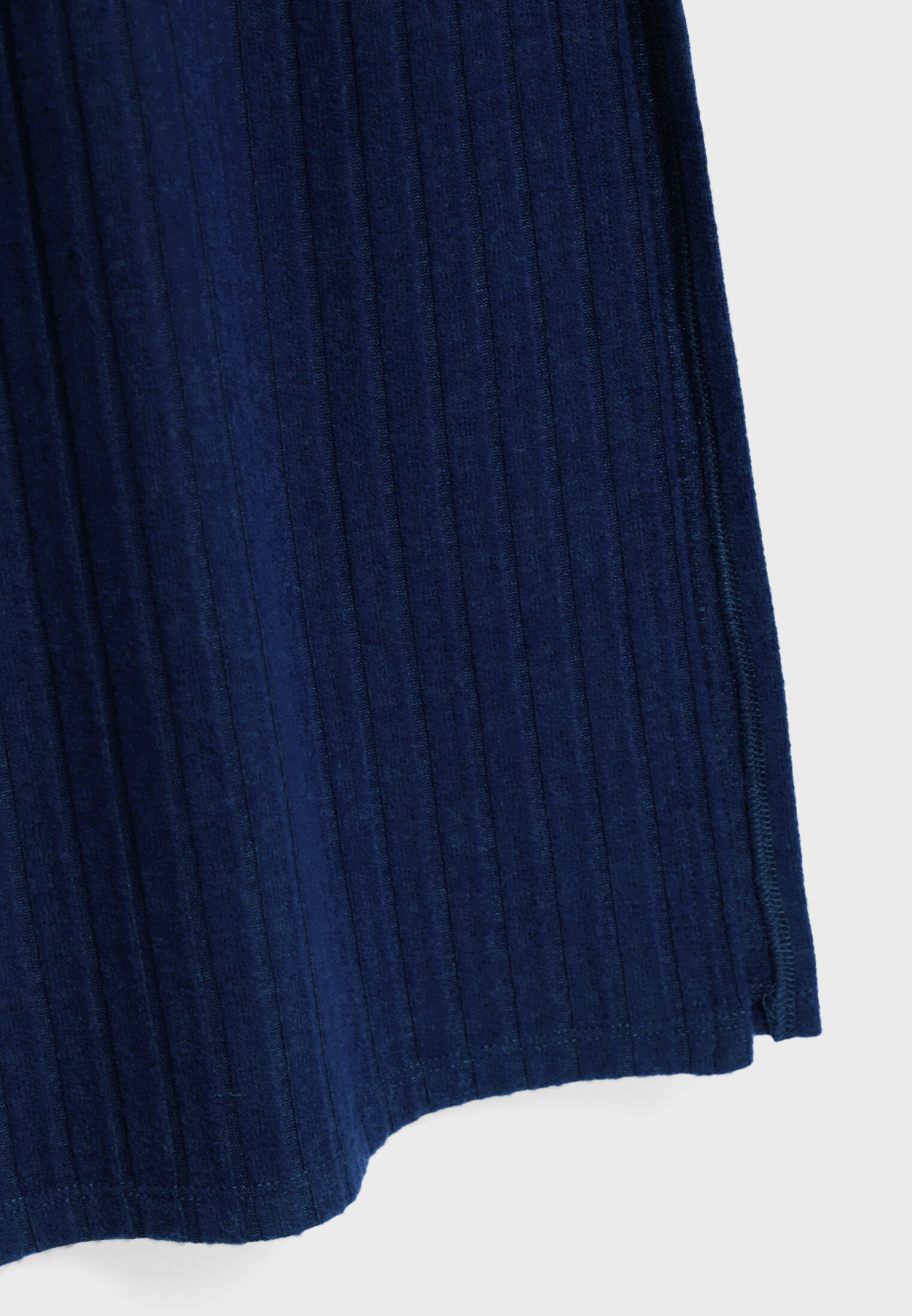 Vestido midi canelado de toque macio