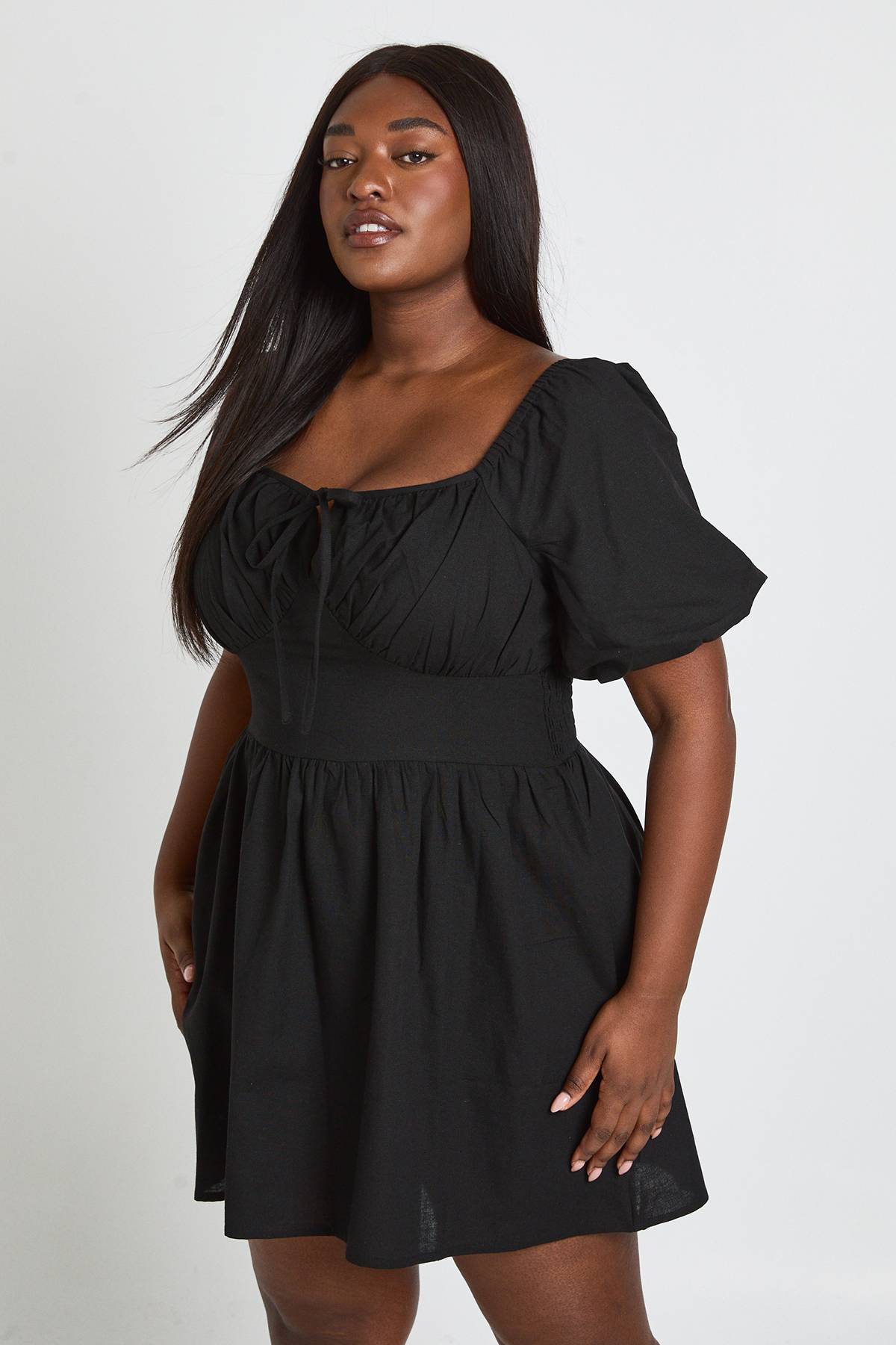 boohoo Robe Mini Grande Taille À Manches Bouffantes Effet Lin