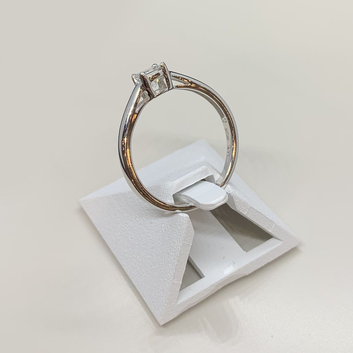 Solitaire d'occasion or 750 blanc diamant 0.35 carat